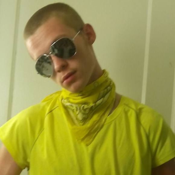 Profile Picture of James Moe (@mooremouse420) on Poshmark