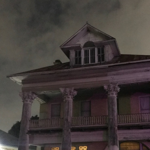 Profile Picture of Ben Runnells (@illbewhittaker) on Poshmark