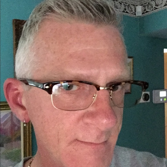 Profile Picture of James a Burfield (@j_burfield) on Poshmark