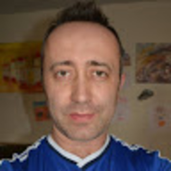 Profile Picture of Namik Kovac (@namikovac) on Poshmark