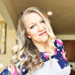 Profile Picture of Suzanne Lewis (@strongmomsuz) on Instagram