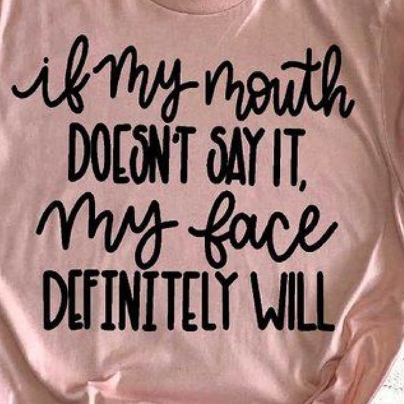 Profile Picture of Lorena Damian (@lorenadamian) on Poshmark