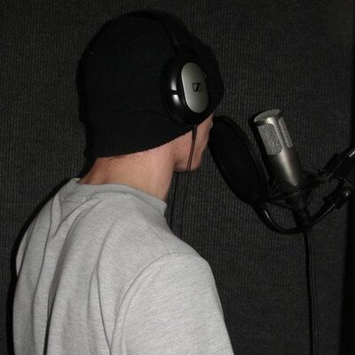 Profile Picture of Robbie Garrett (@psnGameDemon) on Twitter