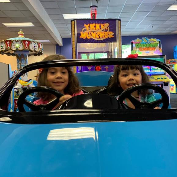 Profile Picture of Linette Pagan (@linalp) on Poshmark