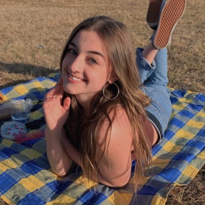 Molly - Twitter Profile Picture of Molly (@VavakMolly) on Twitter