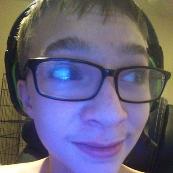 Julian Day - Poshmark Profile Picture of Julian Day (@jrd7954) on Poshmark