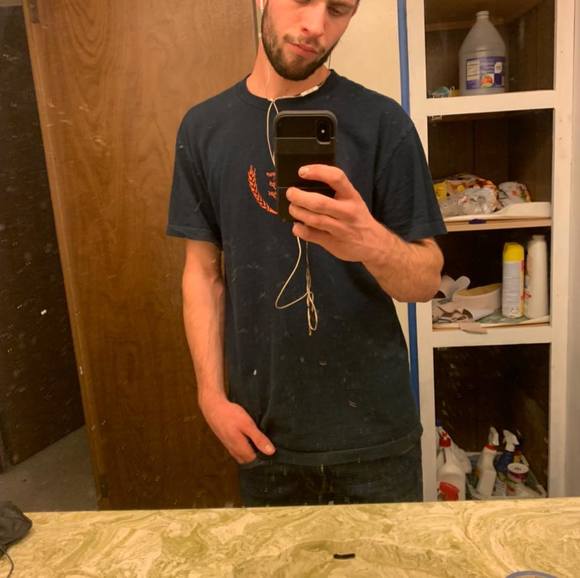 Profile Picture of Wyatt Warren (@mathewman) on Poshmark