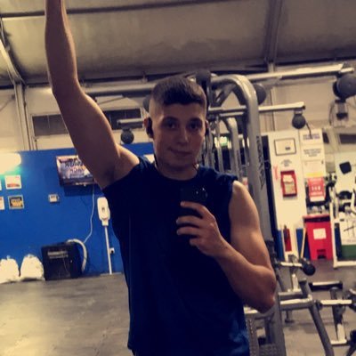 Profile Picture of Aaron Warden (@AJWarden32) on Twitter