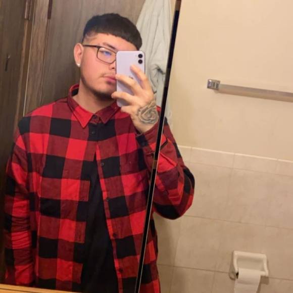Profile Picture of Jairo Gonzalez (@kingmonkey122) on Poshmark