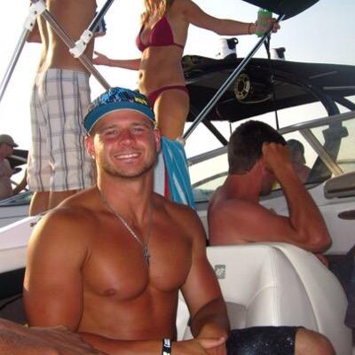 Profile Picture of Steven Hensley (@Steven25Hensley) on Twitter