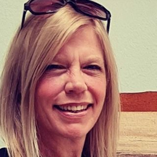 Profile Picture of Lisa Heath (@lisaheath_artist) on Instagram