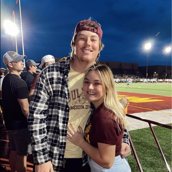 Profile Picture of Carter Bruggeman (@carterb117) on Poshmark