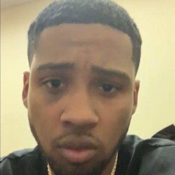 Profile Picture of Dejuan Scott (@dejuanscott1997) on Poshmark