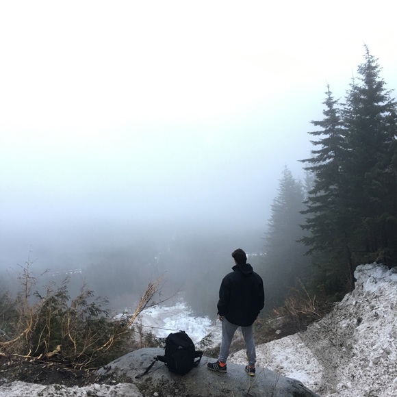 Profile Picture of Aydan Costin (@aydancos) on Poshmark