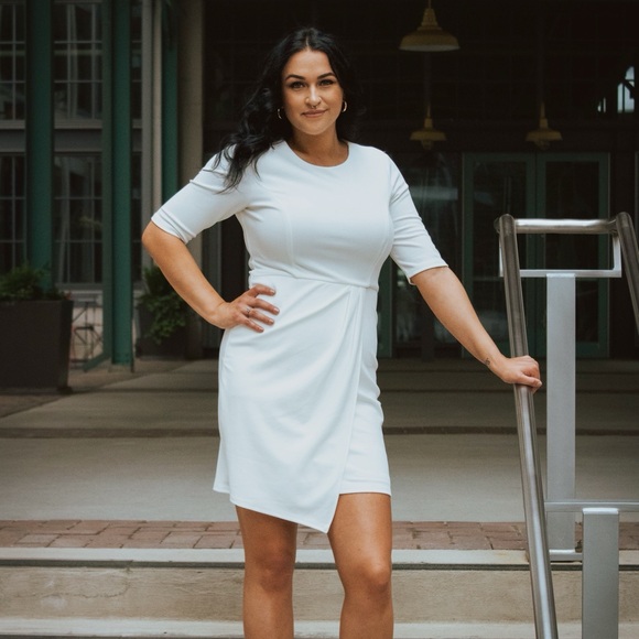 Profile Picture of Cheyenne Lashmit (@clashmi) on Poshmark