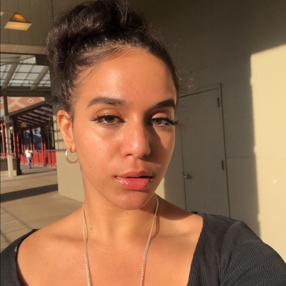 Profile Picture of Samiha Mohmed (@samiha_mohmed) on Poshmark