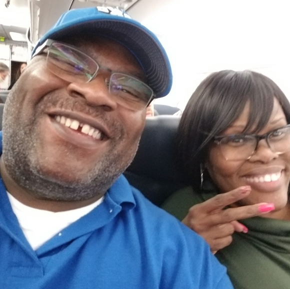 Profile Picture of Steven Gunns (@soagunns) on Poshmark