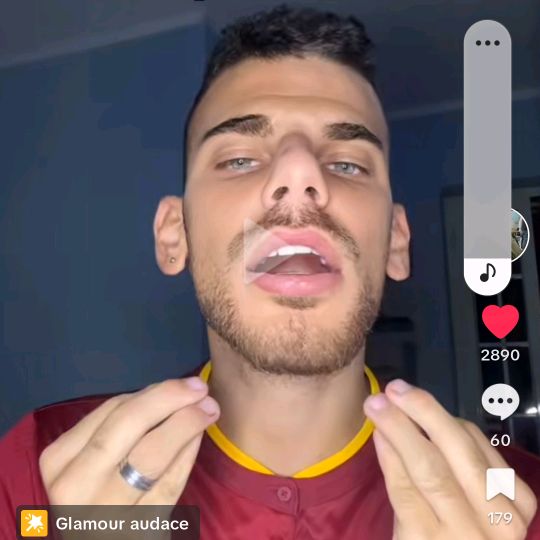 Profile Picture of the austrian painter (@sciarappa) on Tiktok