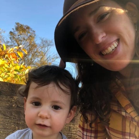 Sarah Vallely - Poshmark Profile Picture of Sarah Vallely (@sarlval) on Poshmark