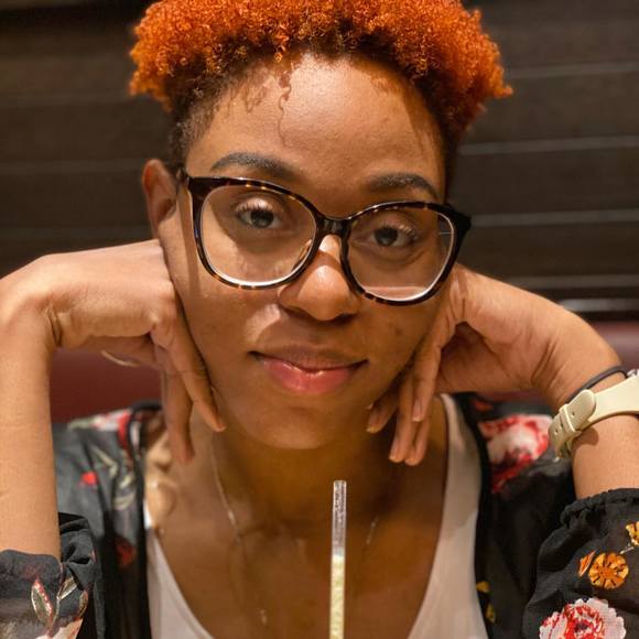 Profile Picture of Aisha Smiley (@amsmiley99) on Poshmark