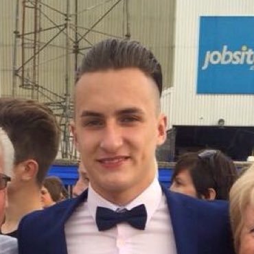 Profile Picture of Aaron Grimshaw (@aarongrimshaw_) on Twitter