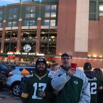 Profile Picture of Adam Walz (@therealadamwalz) on Twitter