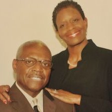 Profile Picture of Josie Marsh (@josiemarsh13) on Twitter