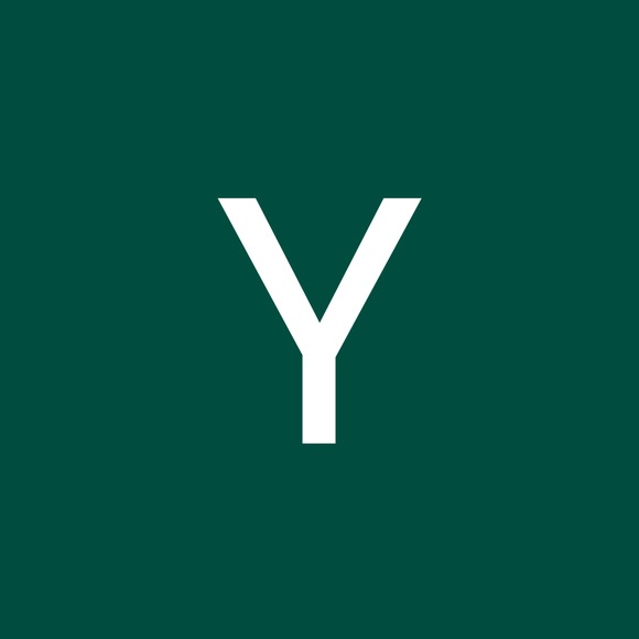 Profile Picture of Yari Cazorla (@yaricazorla) on Poshmark