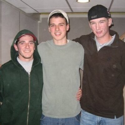 Profile Picture of Alex Bronstein (@alex8765) on Twitter