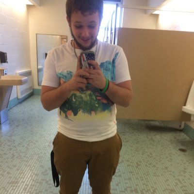 Profile Picture of Edward Pine (@ejpine) on Twitter