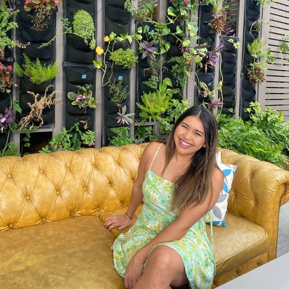 Profile Picture of Lahela Kiyoko (@lahelaposh) on Poshmark