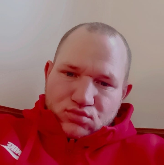 Profile Picture of Thomas Patterson (@thomaspatterson) on Poshmark