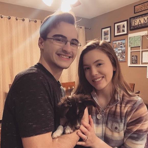 Profile Picture of Dakotah Vignery (@kotah_lynn) on Poshmark