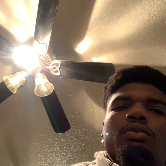 Profile Picture of Tyrese Wydermyer (@meydayon) on Poshmark