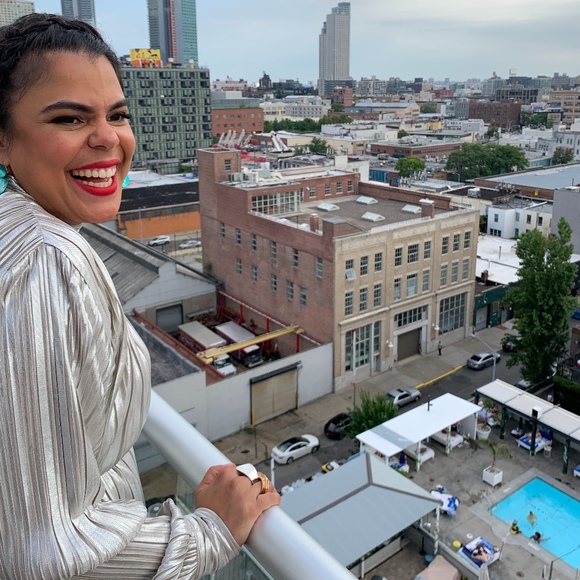 Profile Picture of Joanne Fernandez-booker (@jojos2ndhand) on Poshmark