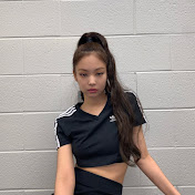 Profile Picture of Laura Ruby (@lauraruby478) on Youtube