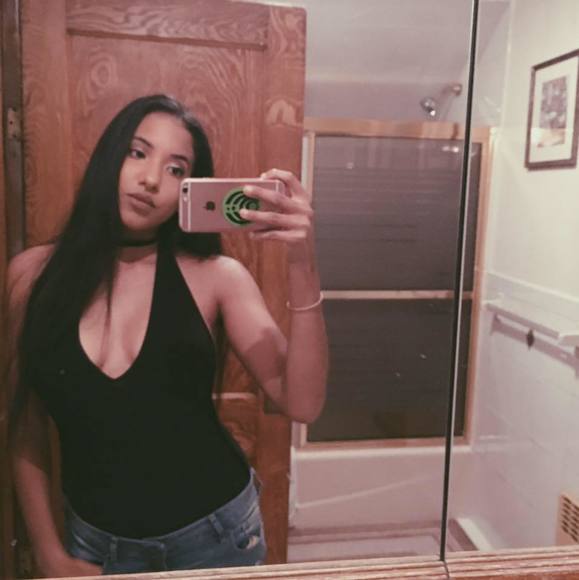 Profile Picture of Odette Rodriguez (@odetterod) on Poshmark