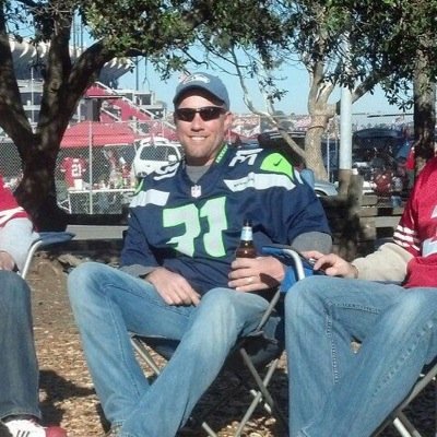 Profile Picture of Stephen Pettitt (@HawksPettitt) on Twitter