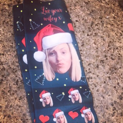 Profile Picture of Claire Enright (@fairee4) on Twitter