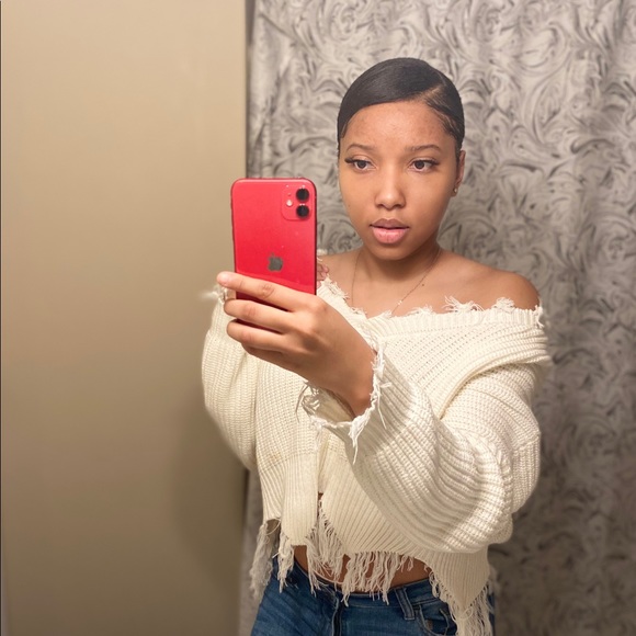 Profile Picture of Angel Hampton (@hamang6933) on Poshmark