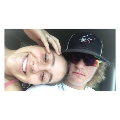 Profile Picture of Big Tick (@HunterTickle6) on Twitter