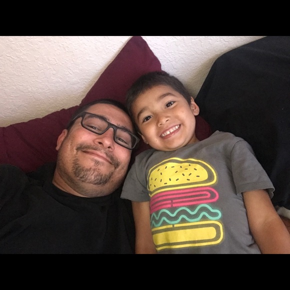 Profile Picture of Albert Gordon (@r8erbert) on Poshmark