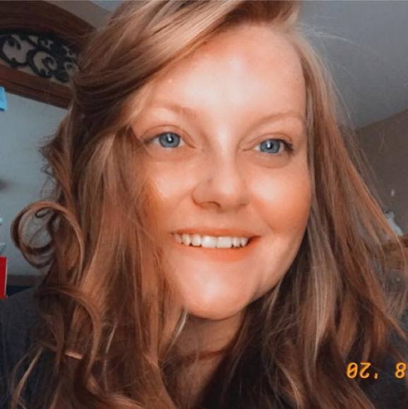 Profile Picture of Abby Blevins (@me_n_georgia) on Poshmark