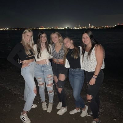 Profile Picture of Kath (@kathrynboylan15) on Twitter