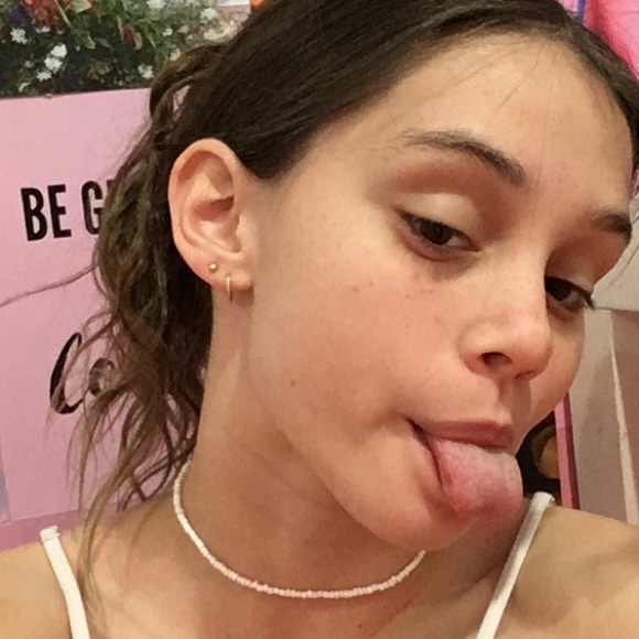 Profile Picture of Georgia Baldwin (@georqia13) on Poshmark