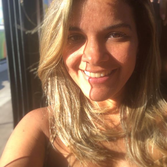 Profile Picture of Camila Dantas (@camilaflavia) on Poshmark