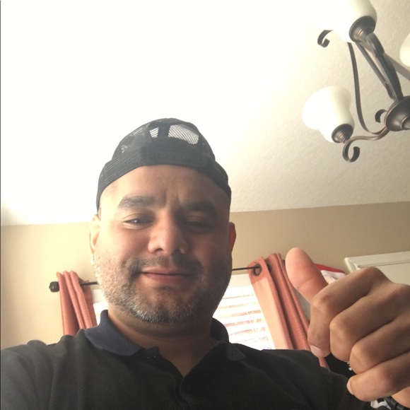 Profile Picture of Jorge Amaya (@8324300830) on Poshmark