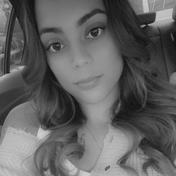 Profile Picture of Leanne Rodriguez (@leannemarie_) on Poshmark