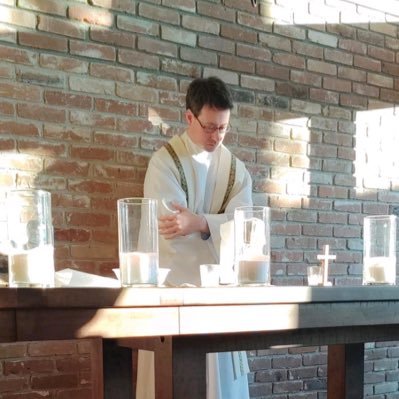 Profile Picture of Michael Wurtz CSC (@fatherwurtz) on Twitter