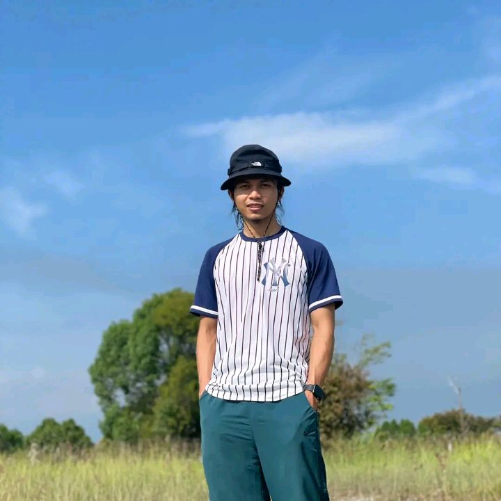 Profile Picture of jeserbu (@jeserbu) on Tiktok
